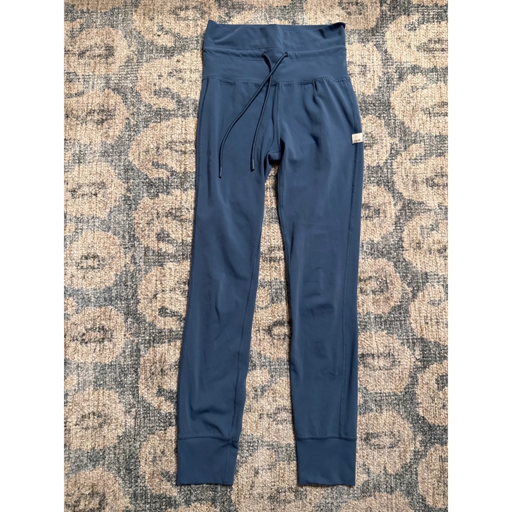 Vuori Daily Leggings in Pool Blue size XS Pristine Condition